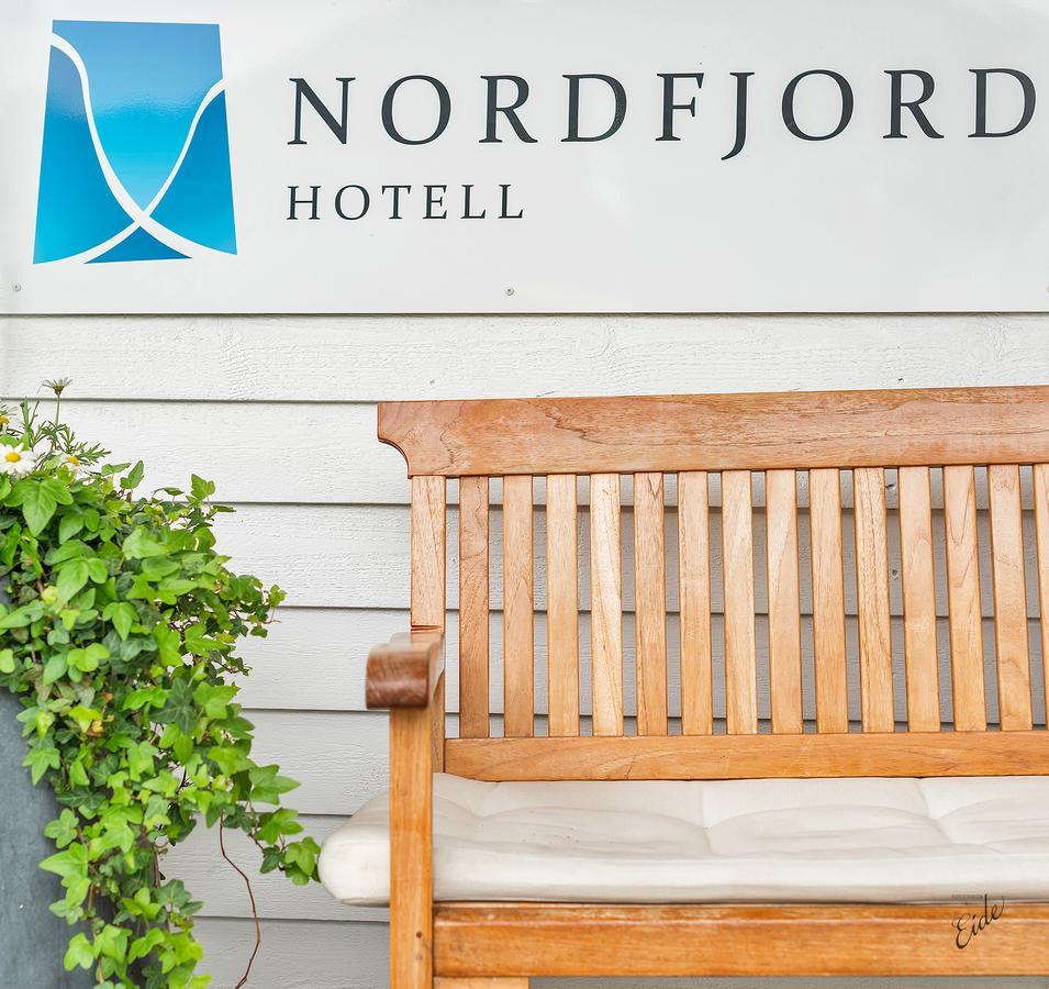 Nordfjord Hotell Nordfjordeid Exterior photo