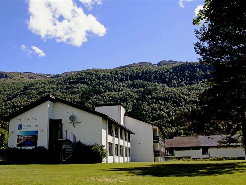 Nordfjord Hotell Nordfjordeid Exterior photo