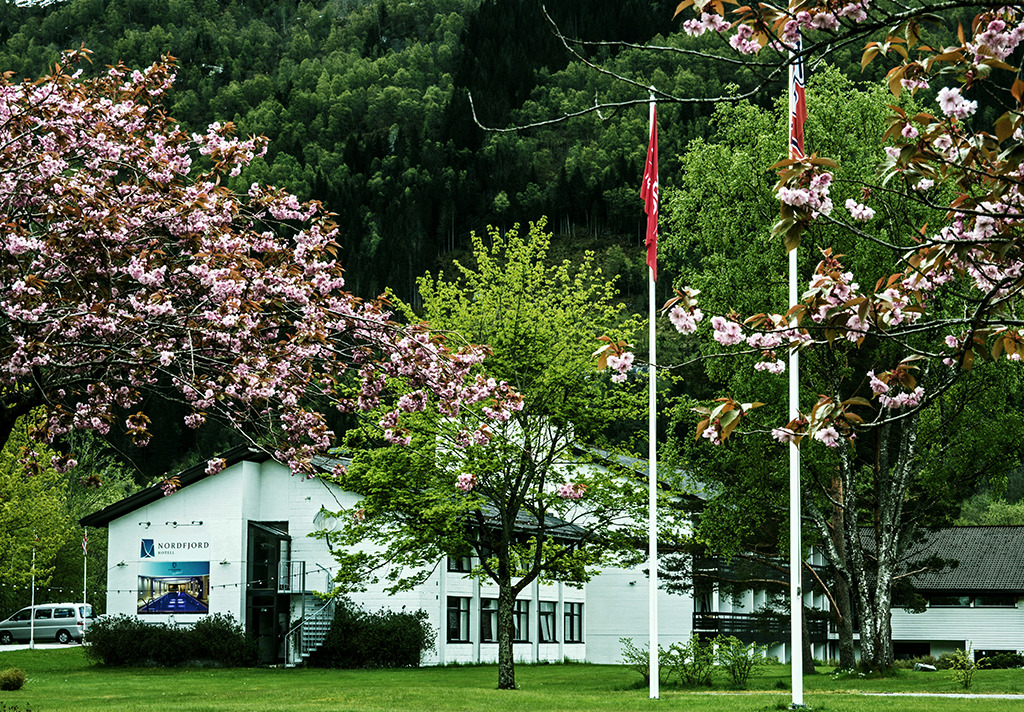 Nordfjord Hotell Nordfjordeid Exterior photo